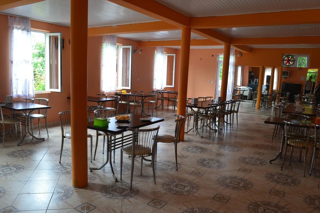 Kvariati Grand Guest House Гонио Екстериор снимка