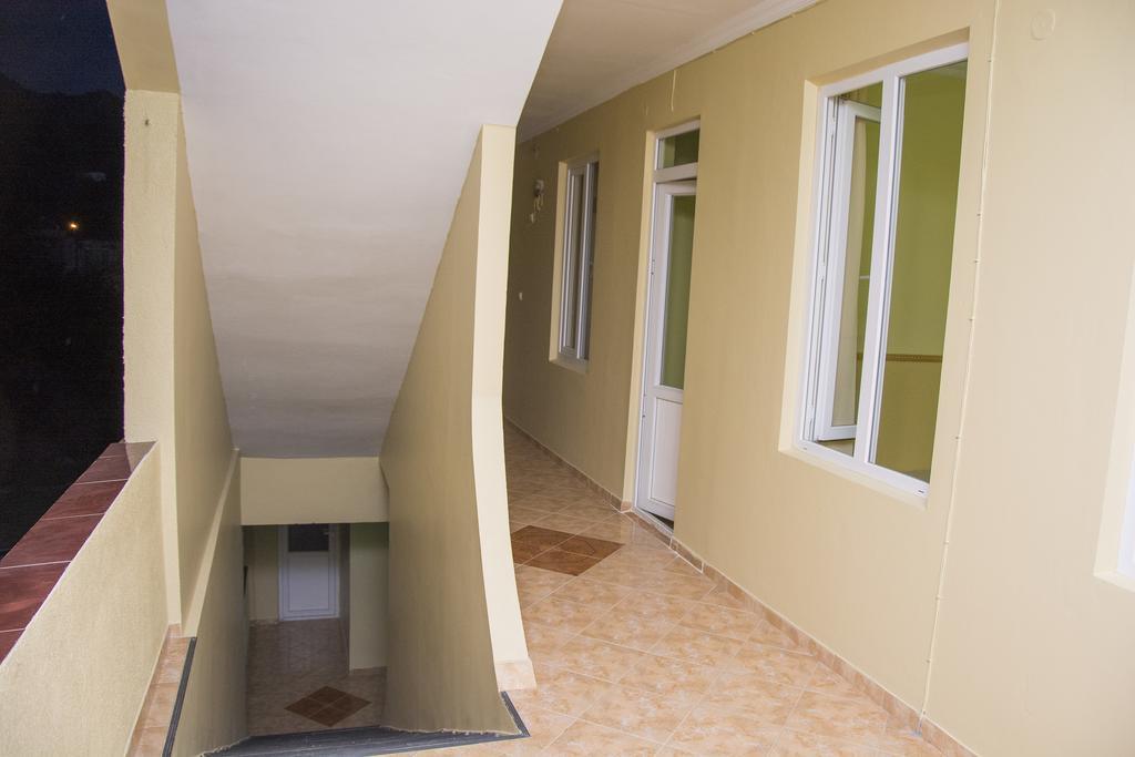 Kvariati Grand Guest House Гонио Екстериор снимка