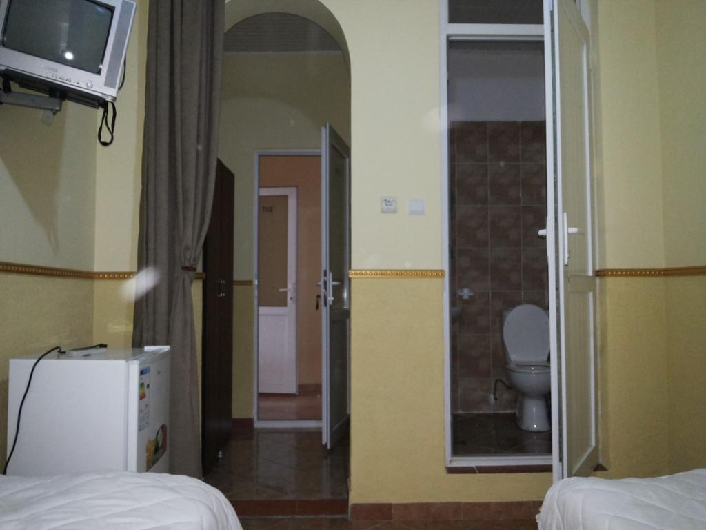 Kvariati Grand Guest House Гонио Екстериор снимка