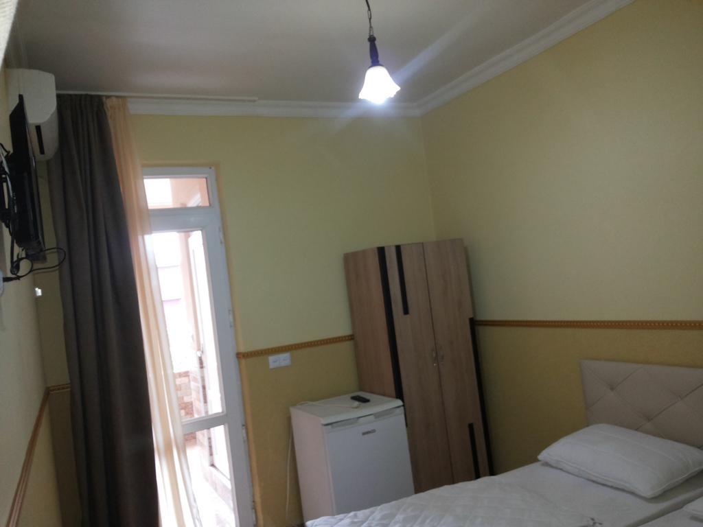 Kvariati Grand Guest House Гонио Екстериор снимка