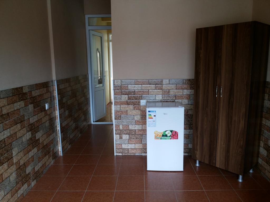 Kvariati Grand Guest House Гонио Екстериор снимка