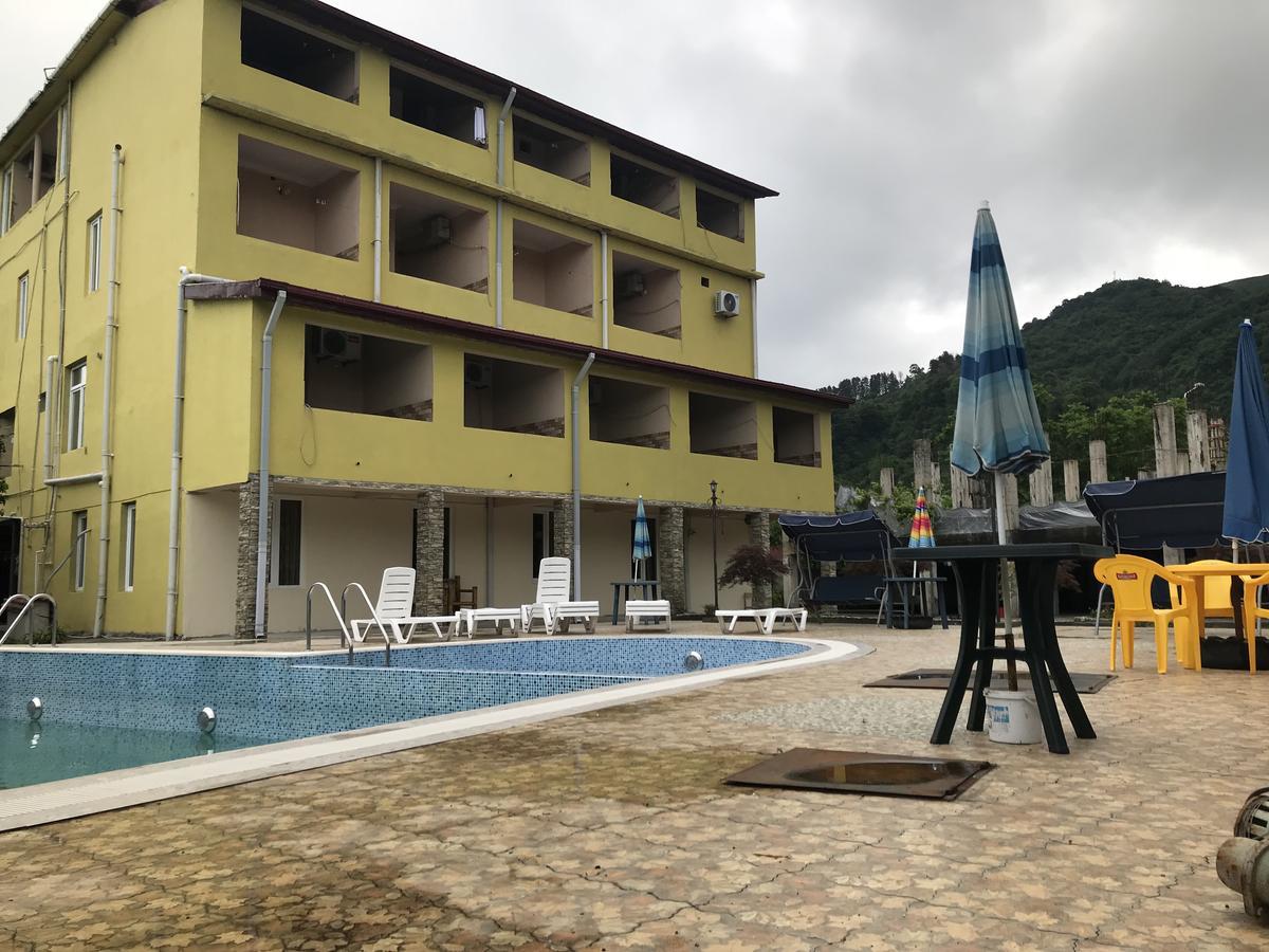 Kvariati Grand Guest House Гонио Екстериор снимка