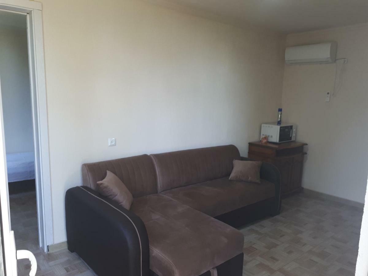 Kvariati Grand Guest House Гонио Екстериор снимка