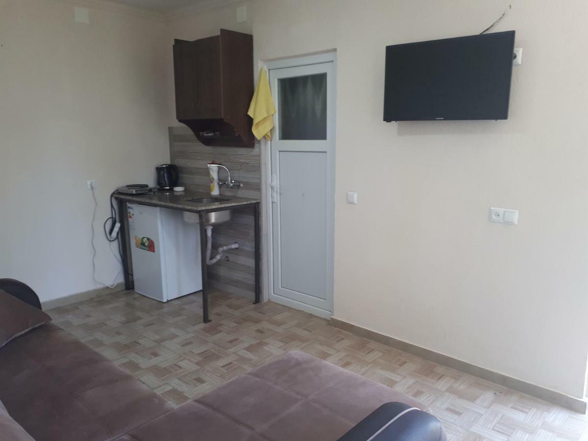 Kvariati Grand Guest House Гонио Екстериор снимка