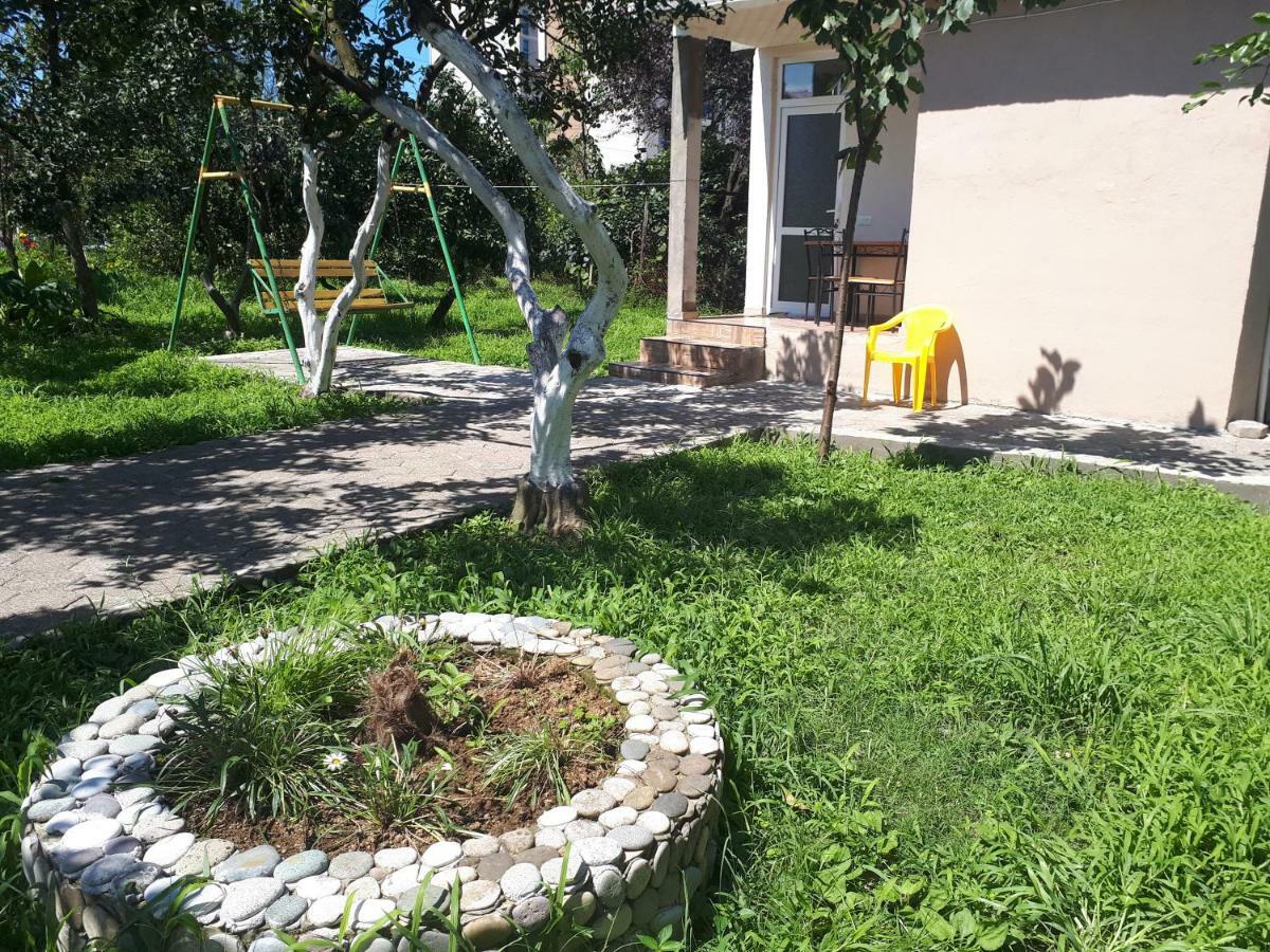 Kvariati Grand Guest House Гонио Екстериор снимка
